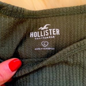 Hollister🌊long sleeve💥super cozy and soft Sz L